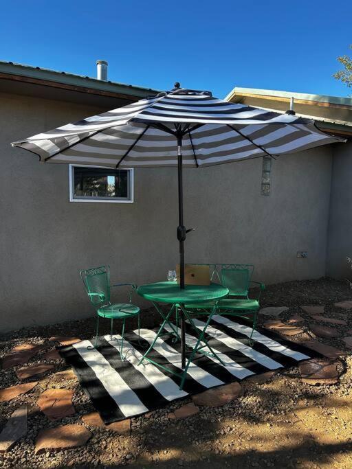 Fully Furnished, Serene Taos House Exterior foto